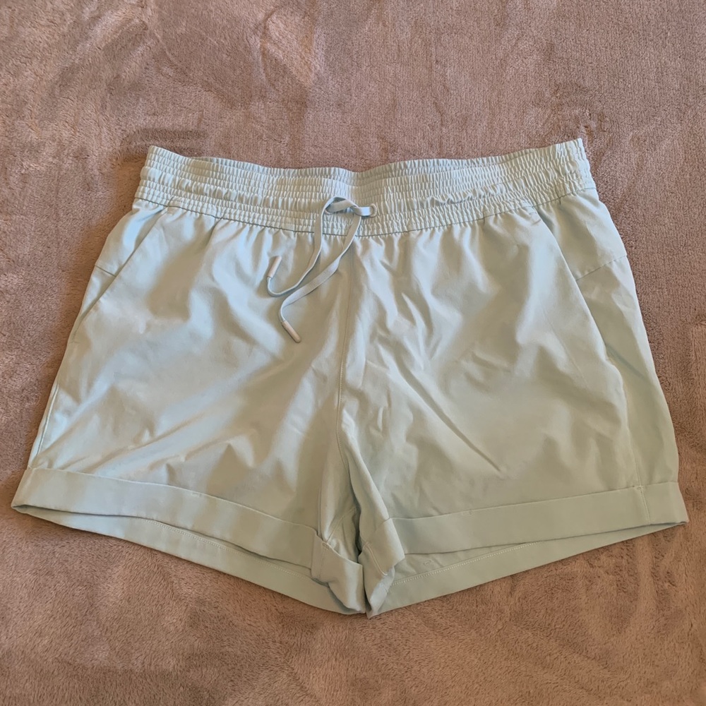 Spring Break Away Short